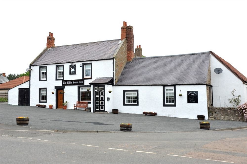 The White Swan Inn Lowick  Eksteriør billede