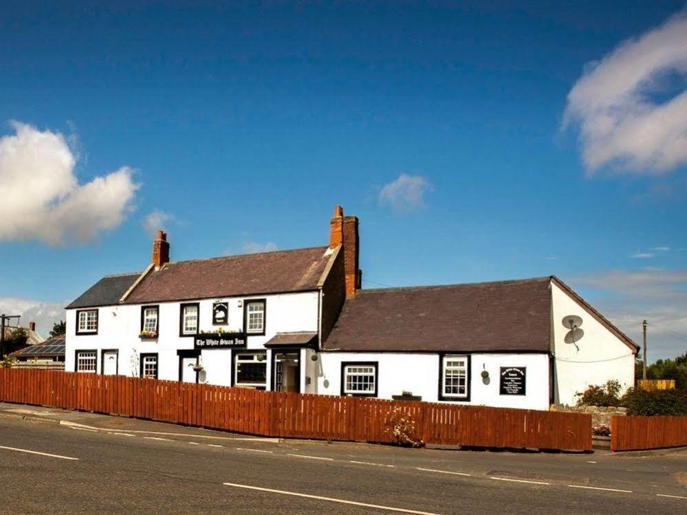 The White Swan Inn Lowick  Eksteriør billede